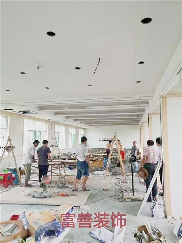 攀丹小學(xué)多功能廳裝修實景圖集